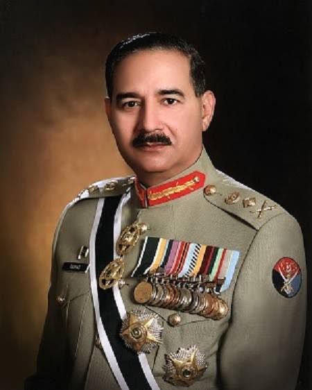 Admiral Naveed Ashraf