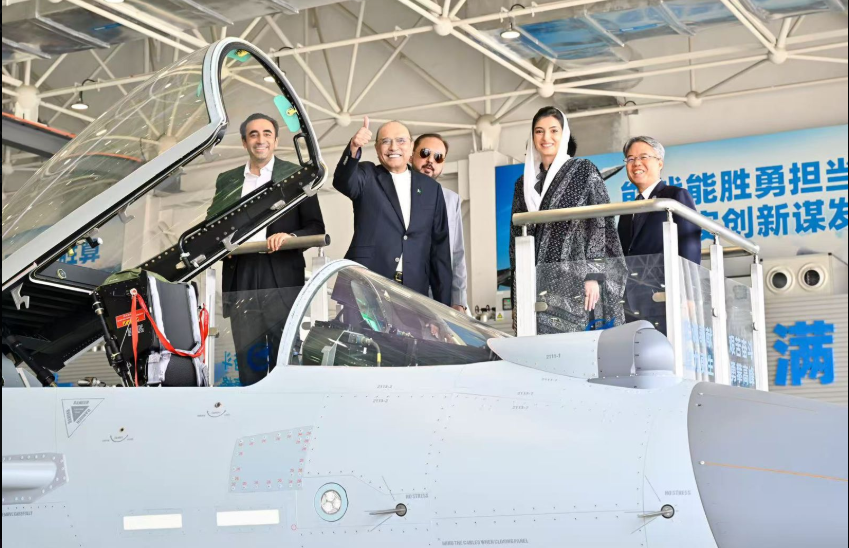 President Zardari in AVIC