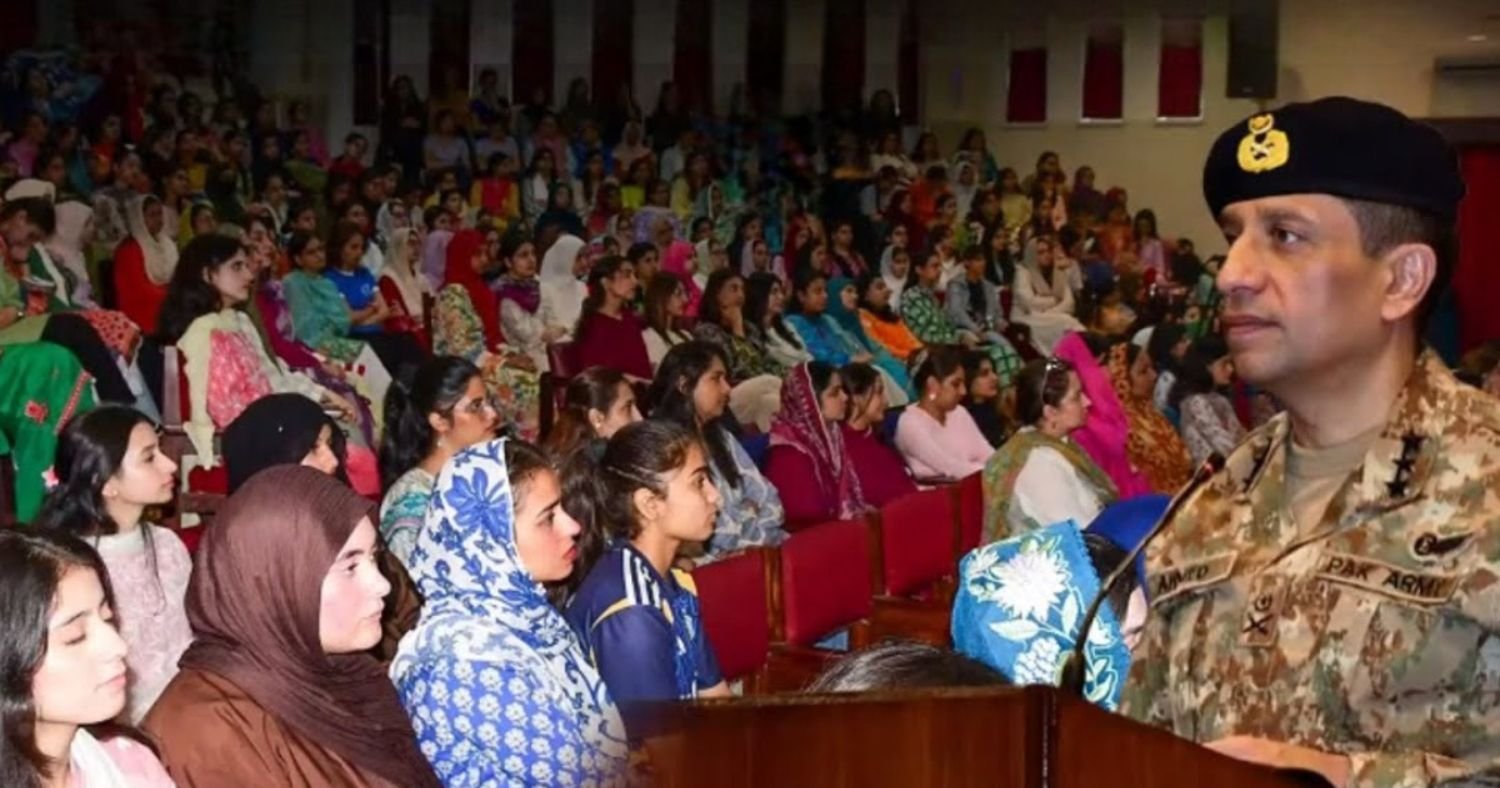 DG ISPR Visits Kinnaird College for Women University