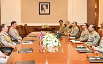 British Army Chief Meets FM Asim Munir COAS to Discuss Strengthening Bilateral Defence Cooperation