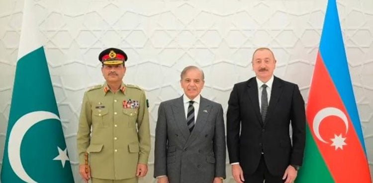Field Marshal Asim Munir Joins PM Shehbaz in Baku: Pakistan-Azerbaijan Defence Ties Hit Stratospheric High with JF-17 Thunder Over Victory Parade