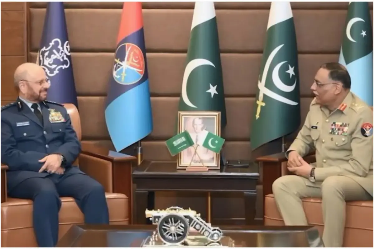 Saudi Chief of General Staff Calls on CJCSC; Both Sides Vow Deeper Defence Ties Saudi Chief of General Staff Calls on CJCSC; Both Sides Vow Deeper Defence Ties