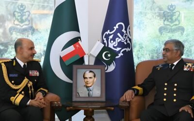 Commander of the Royal Navy of Oman, Rear Admiral Saif Bin Nasser called on Admiral Naveed Ashraf, Chief of the Naval Staff, at Naval Headquarters