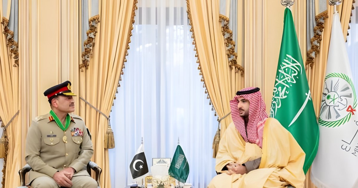 Field Marshal Asim Munir Conferred with Saudi Arabia’s Highest National Honor During Official Visit to the Kingdom