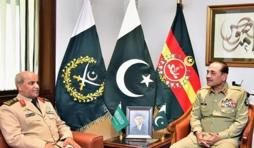 Pakistan and Saudi Arabia Vow to Strengthen Bilateral Defence Ties