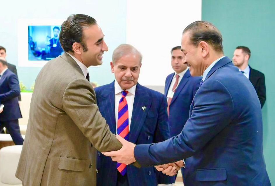 Bilawal Bhutto Holds Consultations with PM Sharif and Field Marshal Asim Munir at Davos