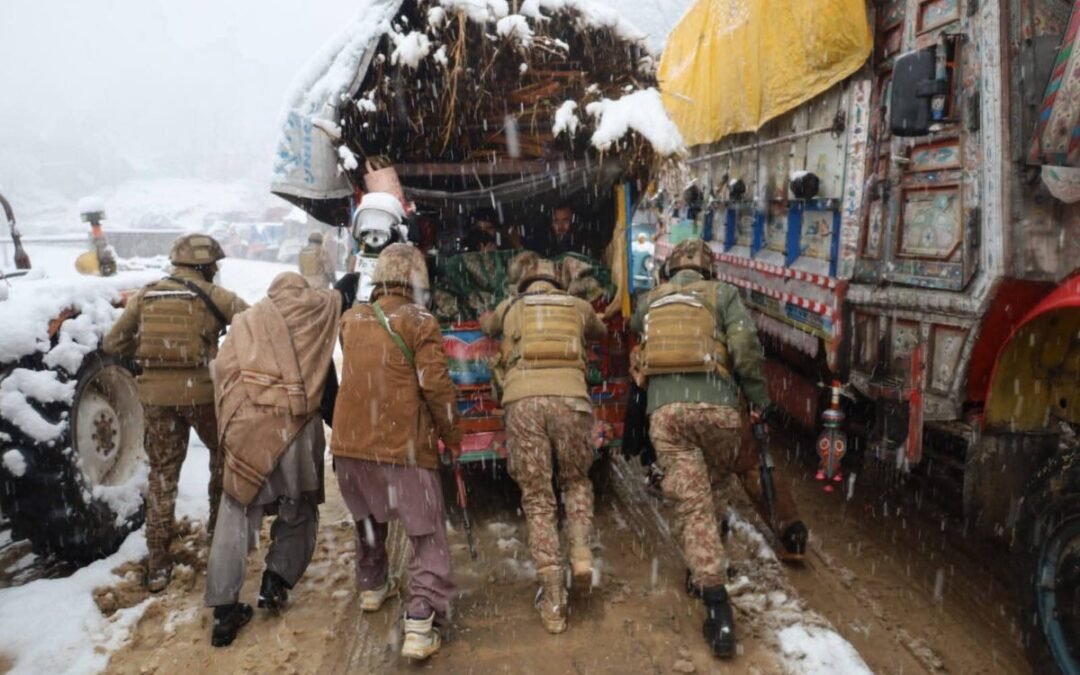 Pakistan Army Rescue and Relief Operation Underway in Orakzai, and Kurram Amidst Heavy Snowfall