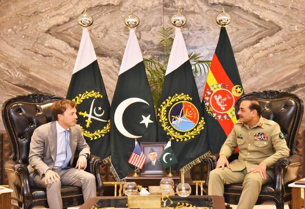 World Liberty Financial Delegation Meets Field Marshal Asim Munir, Voices Confidence in Pakistan's Digital Economy