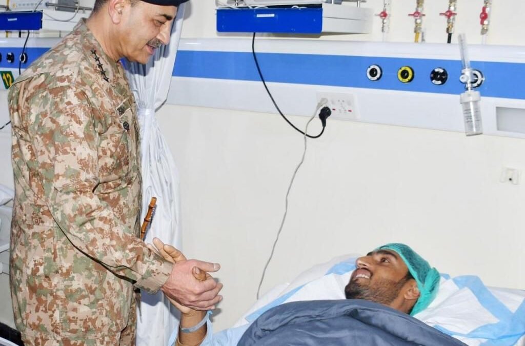 Field Marshal Syed Asim Munir Visits Quetta, Vows No Mercy for Terrorists