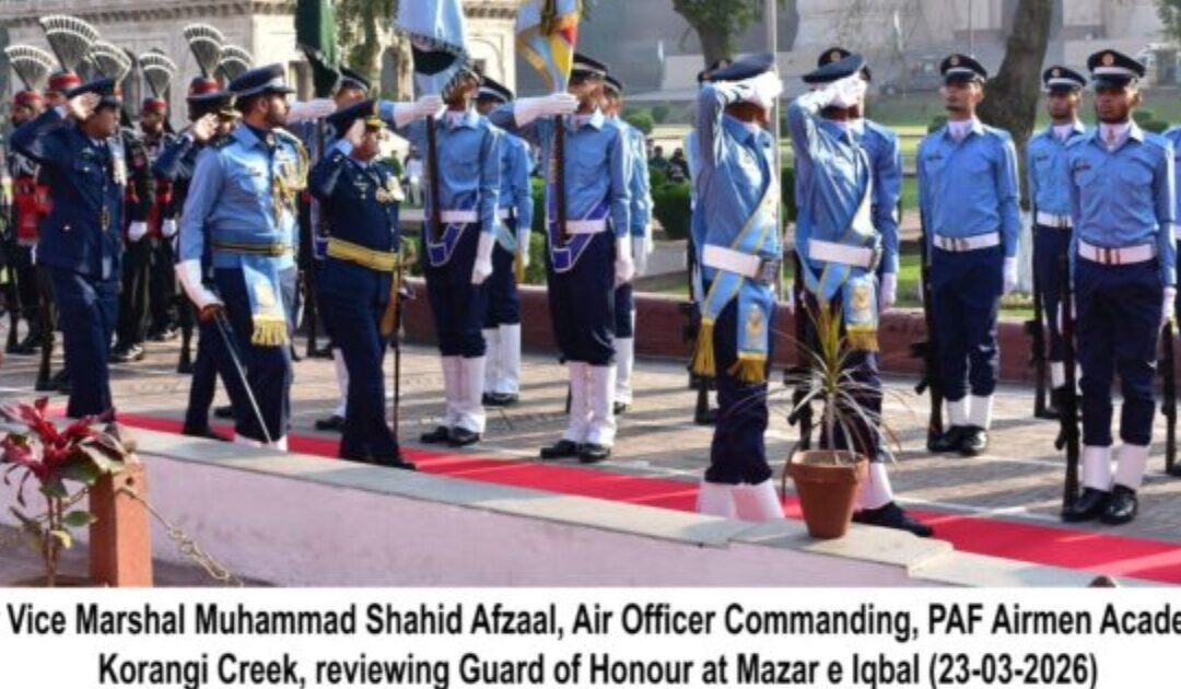 PAF Contingent Takes Charge of Guard Duties at Mazar-e-Iqbal on Pakistan Day