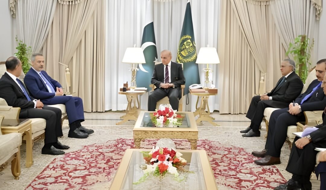 PM Shehbaz and DG ISI Host Turkish and Egyptian Foreign Ministers