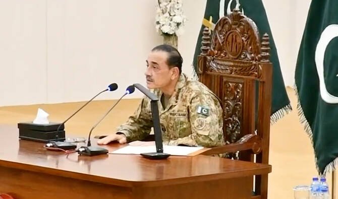 CDF Asim Munir Outlines Multi-Domain Warfare and Hybrid Threat Doctrine During Quetta Garrison Visit