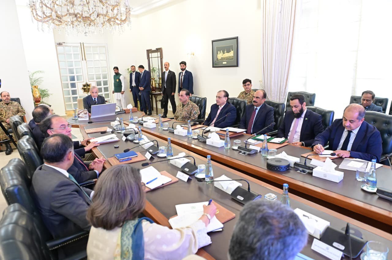 Civil-Military Synergy: Field Marshal Asim Joins PM Shehbaz to Anchor National Population and Resource Strategy